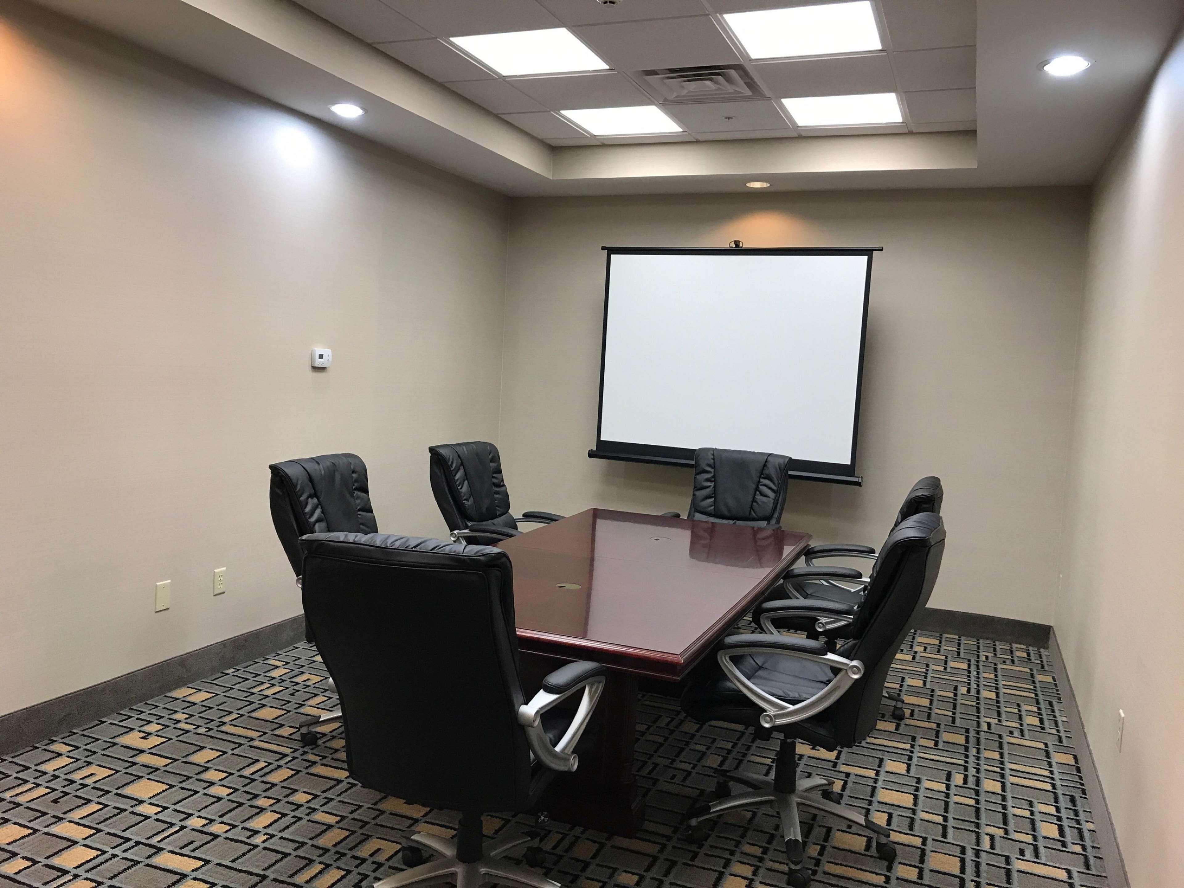 Hampton Inn & Suites Oklahoma City Airport Ngoại thất bức ảnh