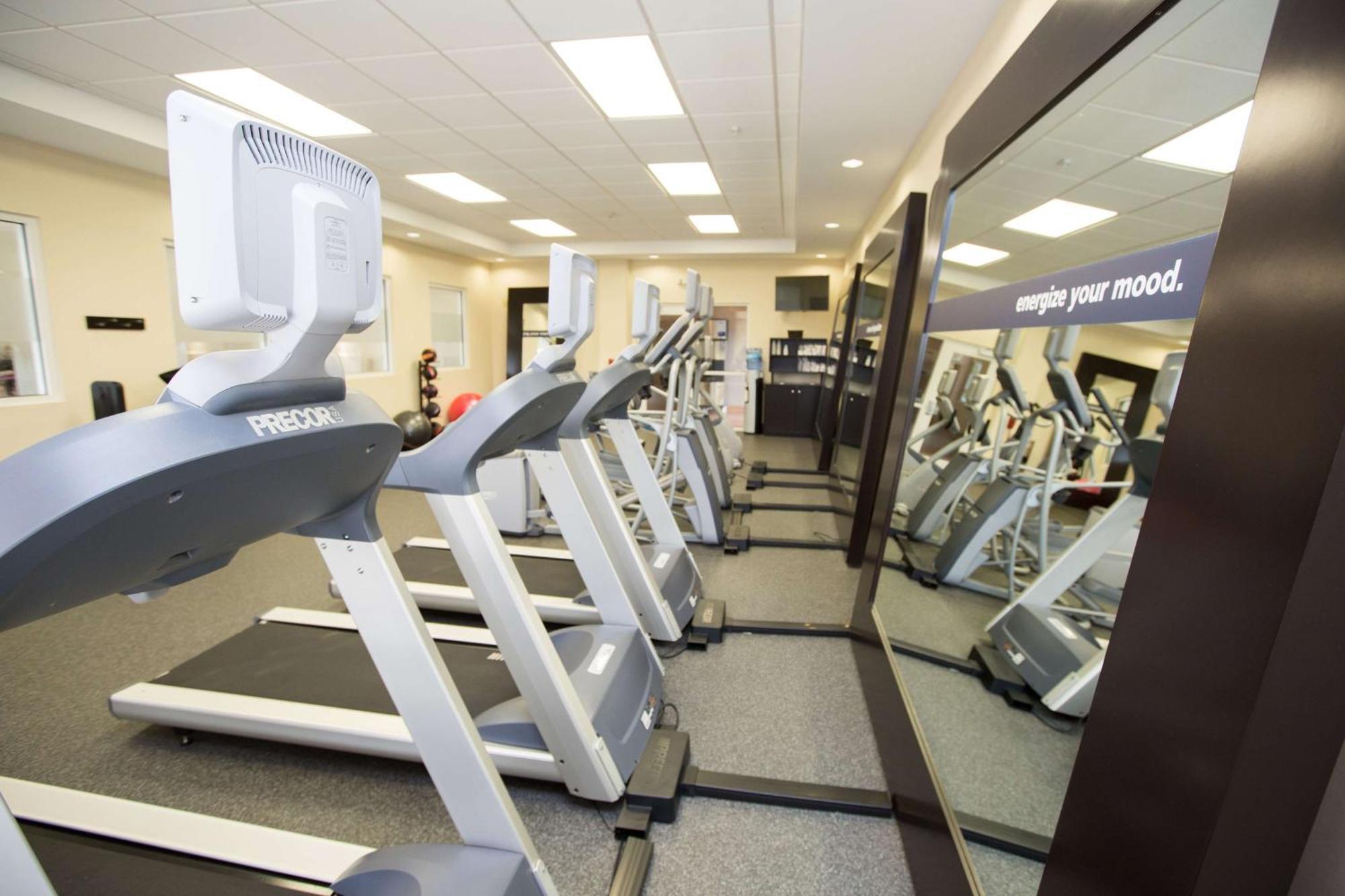 Hampton Inn & Suites Oklahoma City Airport Ngoại thất bức ảnh