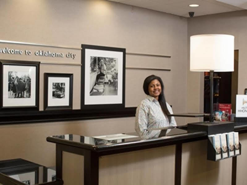 Hampton Inn & Suites Oklahoma City Airport Ngoại thất bức ảnh